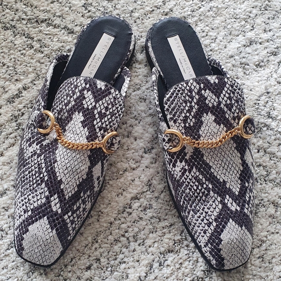 Shoes - Picture 1 of 2